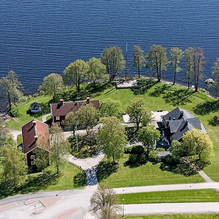 Hotell Groenfeltsgarden Karlskoga Bagian luar foto
