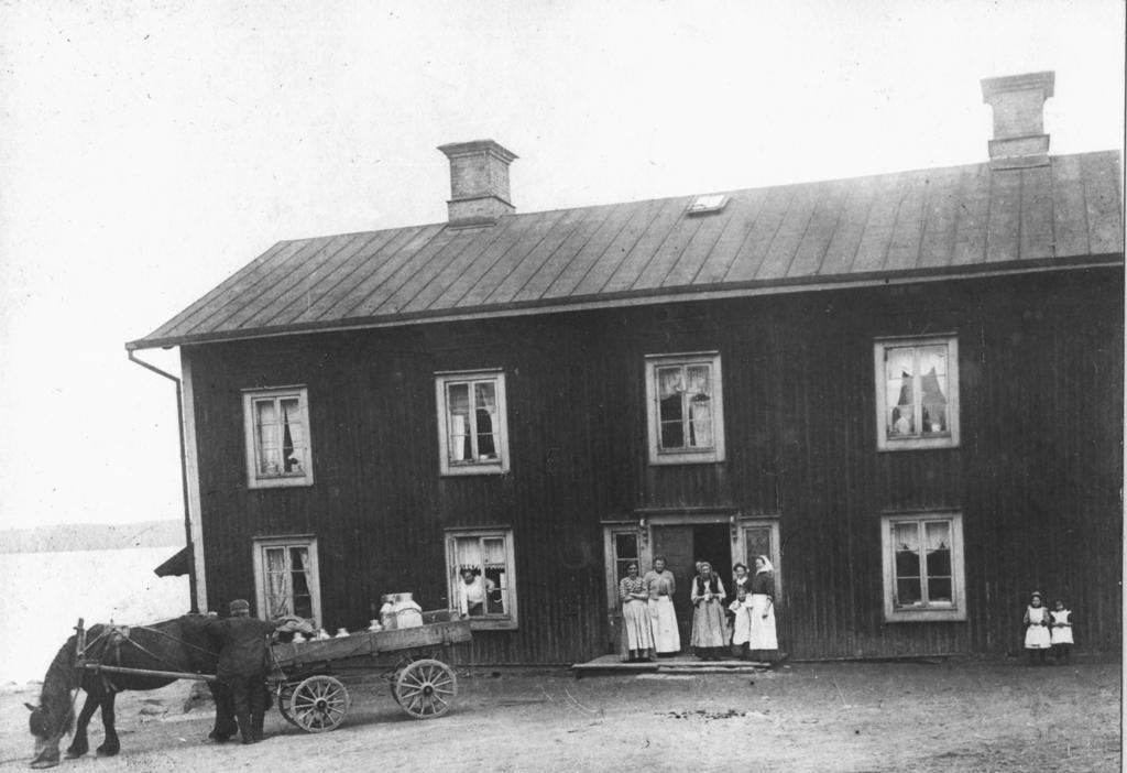 Hotell Groenfeltsgarden Karlskoga Bagian luar foto