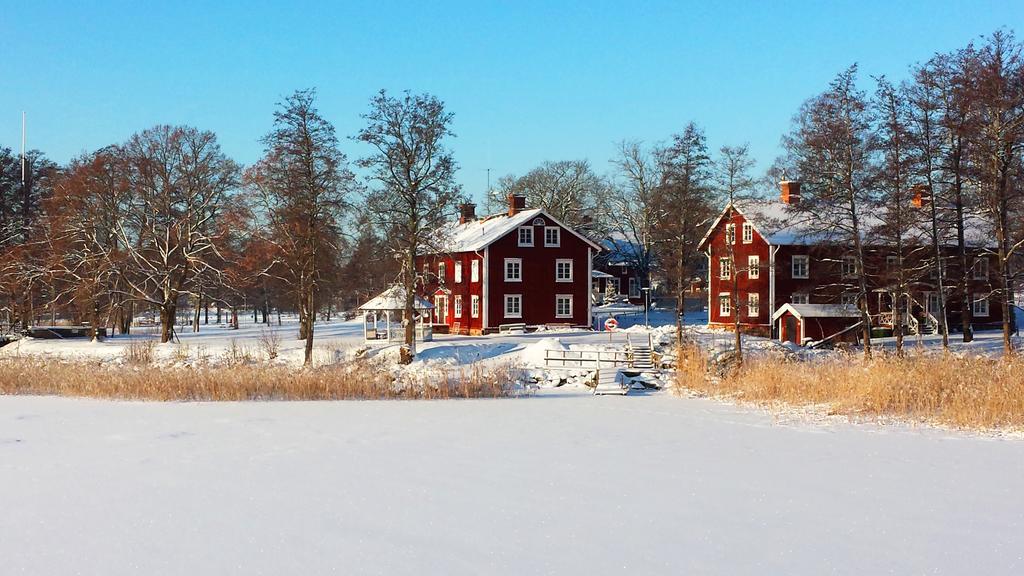 Hotell Groenfeltsgarden Karlskoga Bagian luar foto